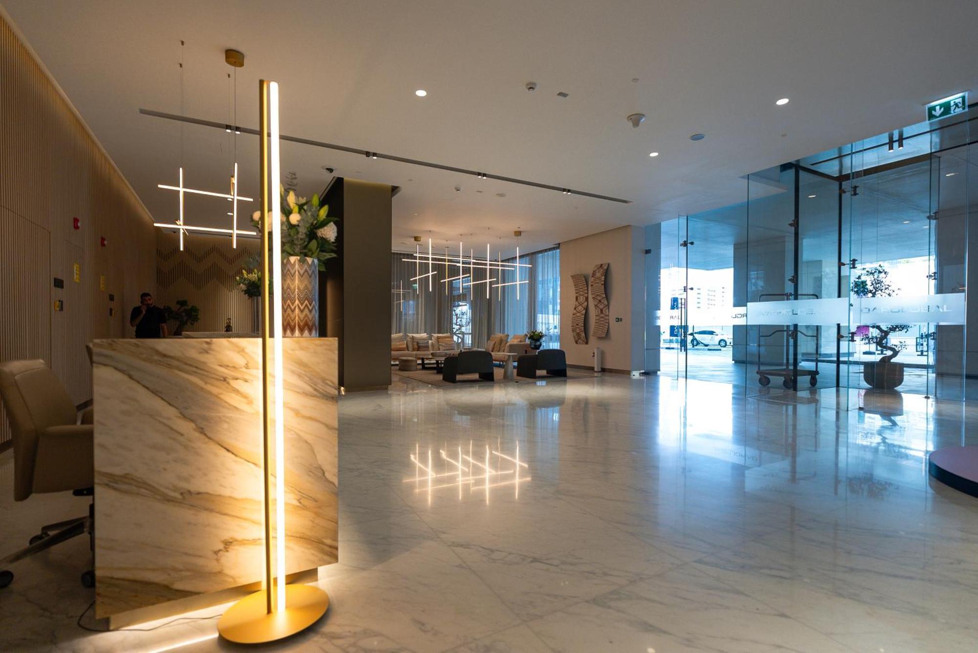 Elegant 2-bedroom Apartment, Branded & Luxury Amenities Apartamento *
