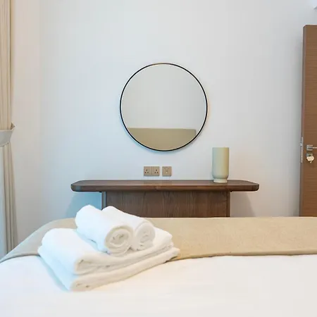 Elegant 2-Bedroom Apartment, Branded & Luxury Amenities Dubaï Extérieur photo