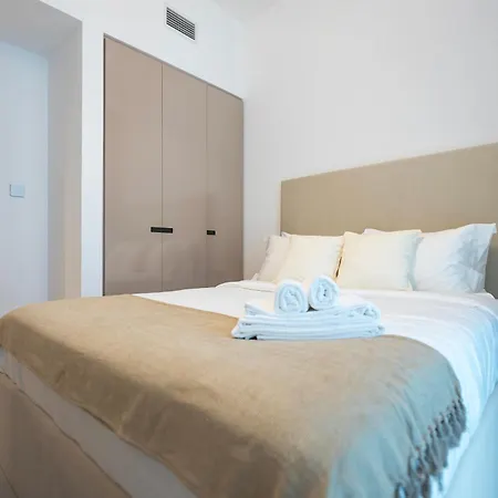 Elegant 2-Bedroom Apartment, Branded & Luxury Amenities Dubaï Extérieur photo