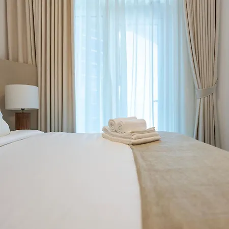Elegant 2-Bedroom Apartment, Branded & Luxury Amenities Dubaï Extérieur photo
