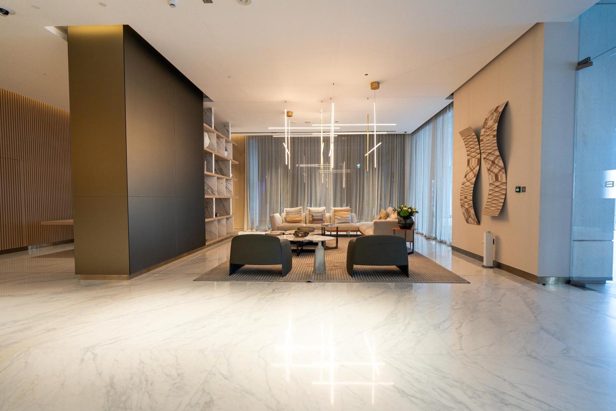 Elegant 2-bedroom Apartment, Branded & Luxury Amenities * Dubaï