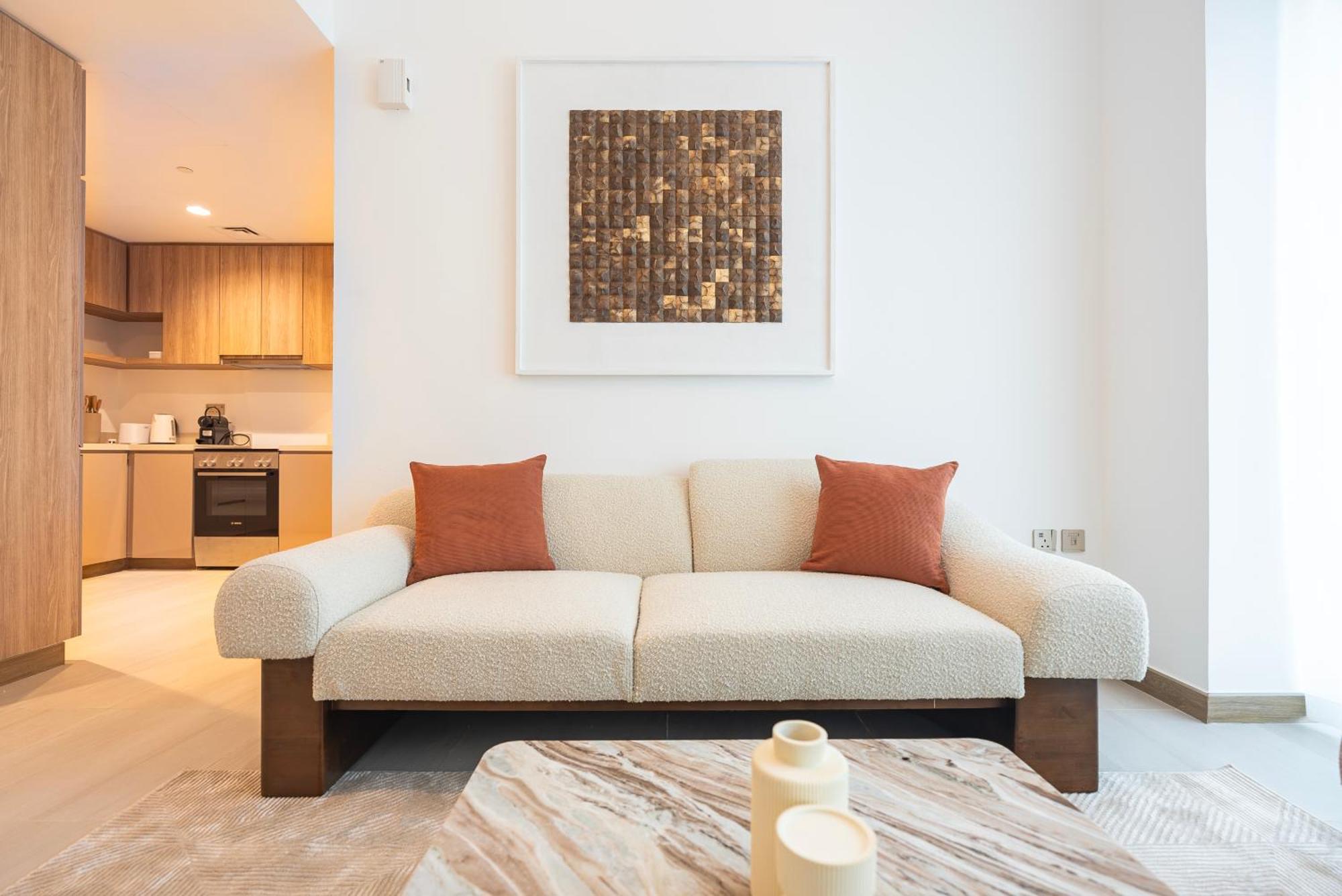 Elegant 2-bedroom Apartment, Branded & Luxury Amenities Апартаменты